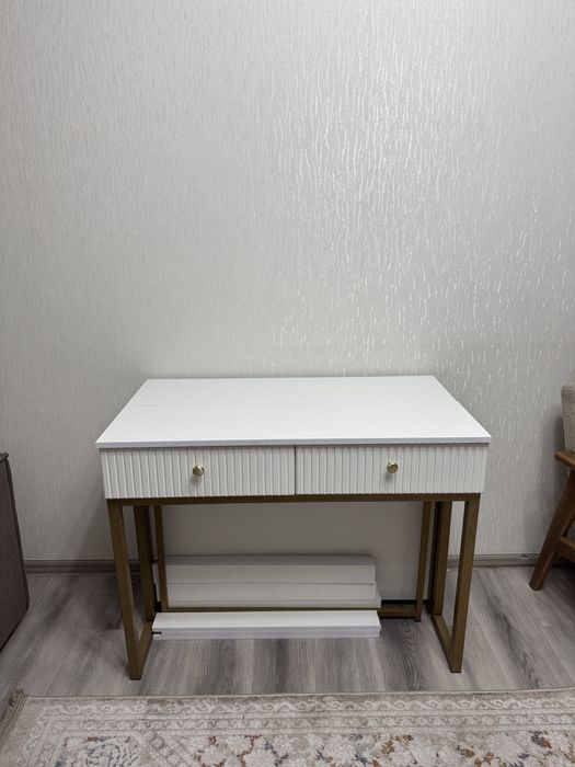 Продам стол трансформер