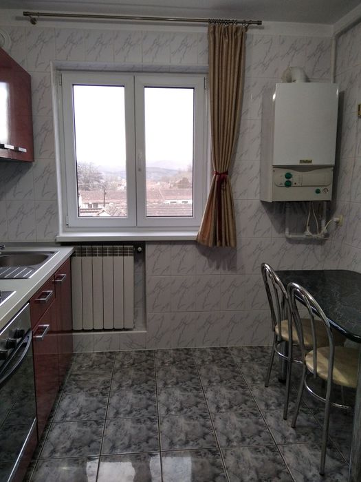 Închiriez apartament cu două camere in Blaj