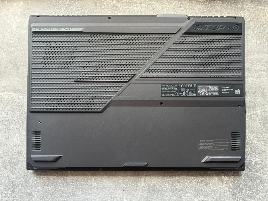 Asus ROG Strix G17 G713ic-hx010, RTX 3050, AMD RYZEN 7 4800h