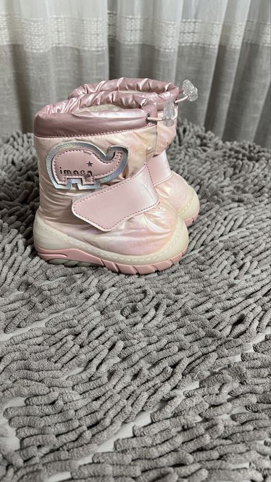 Зимние ботинки на девочку. 19 размер