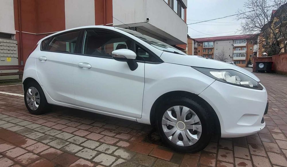 Vand Ford Fiesta 1.4 - 2012