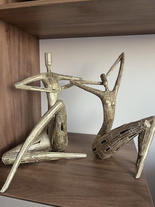 Statuete femeie si barbat Uttermost