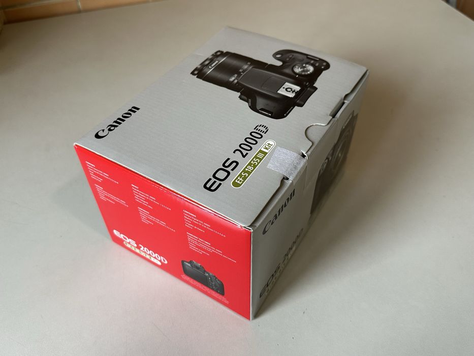 Canon EOS 2000D + SD