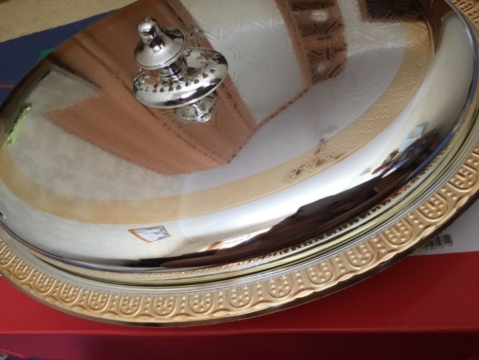 Продается большое блюдо .