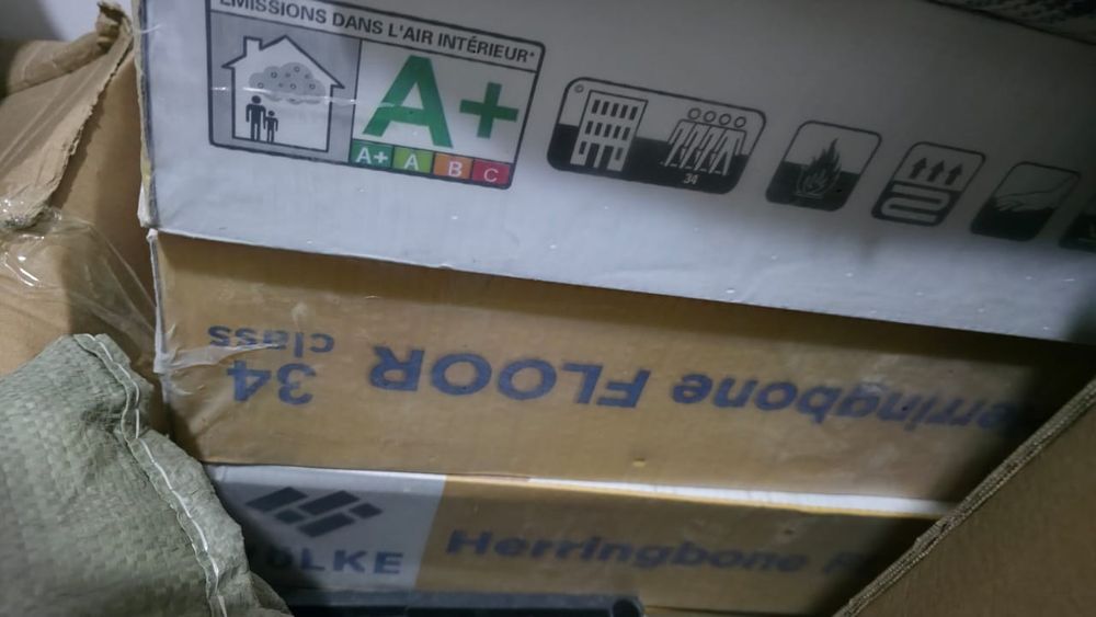 Продам ламинат eлка volke