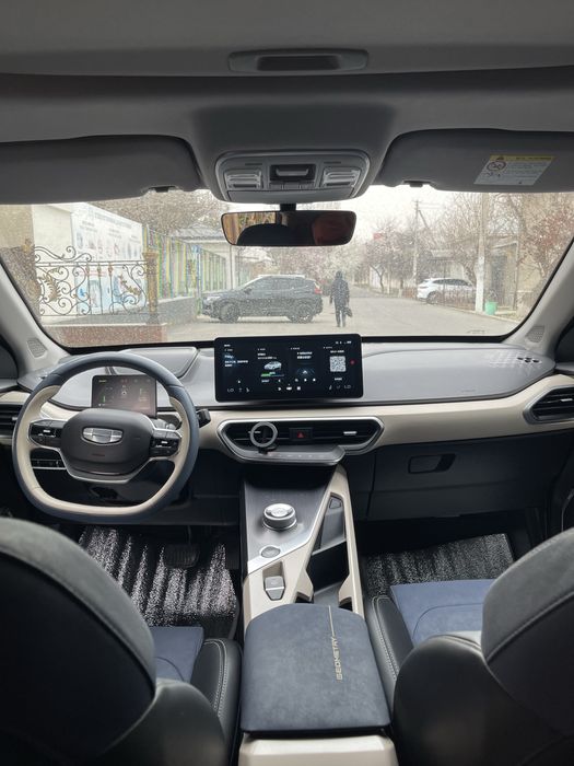 Gelliy zor mashina 2021