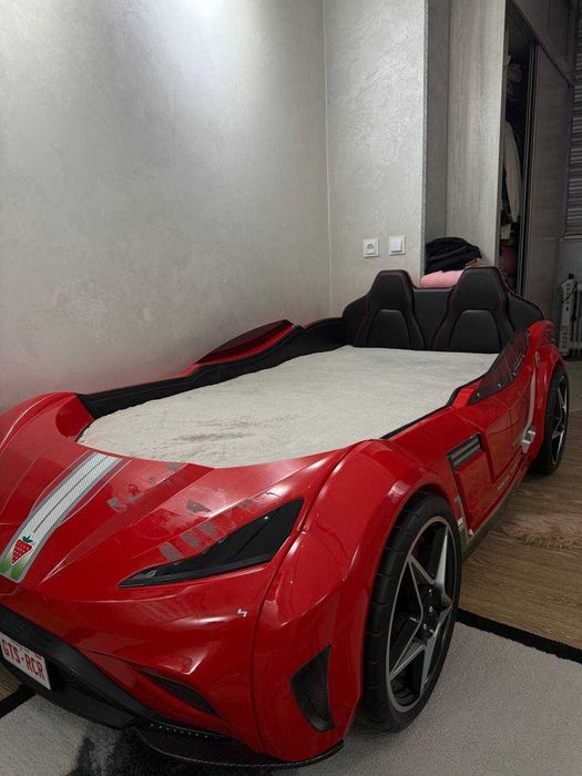 Гарнитур для мальчика кровать машинка и шкаф бренда Cilek Турция