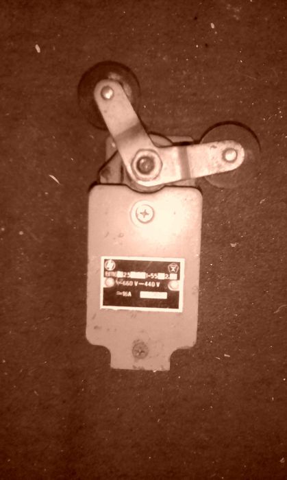 Выключатель путевой ВП16