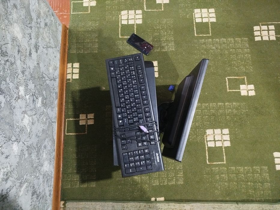 продам компьютер с монитором