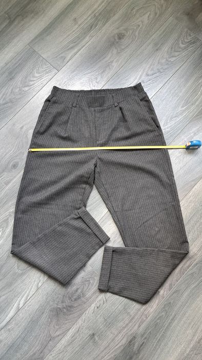Pantaloni Bershka S