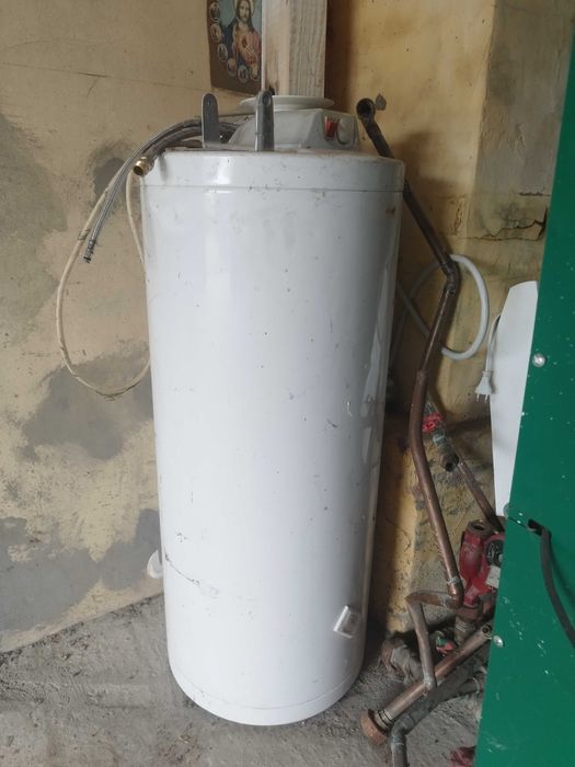 Centrala pe lemne + boiler + butelia de presiune