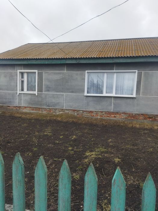 Продам большой дом.