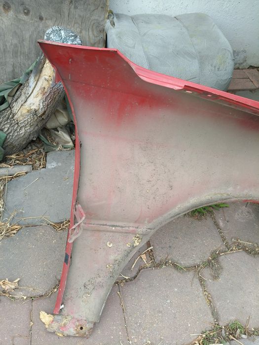 Крыло на Ауди 80