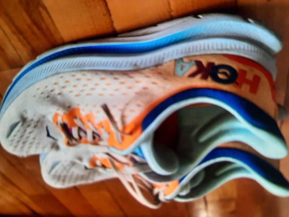 Adidasi HOKA original