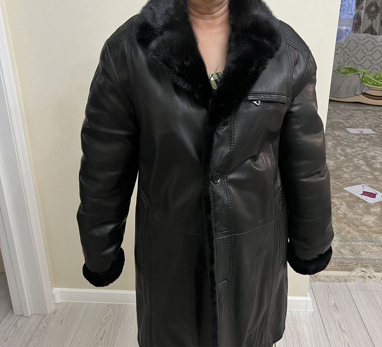 Дубленка натуральная кожа продам