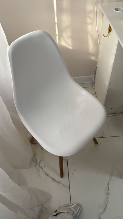 Продам маникюрный стол