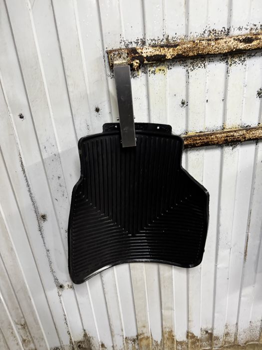 Коврик Тойота камри