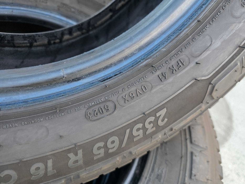 2бр Летни гуми за бус 235 65 16 С - Michelin - DOT 2023