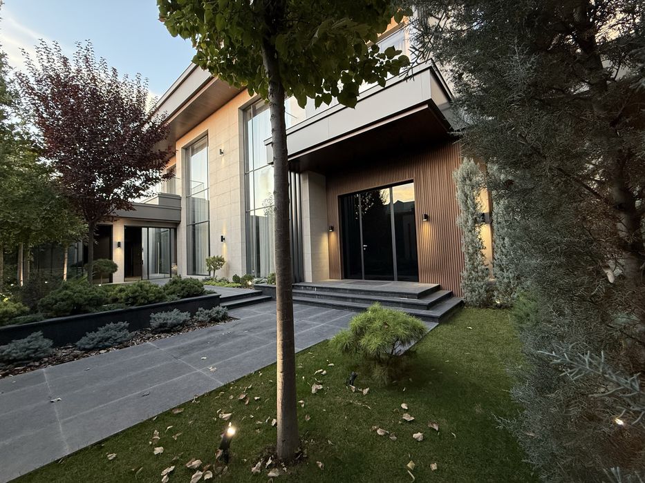 Продажа премиум дома Никитина Мирзо Улугбек 8 соток Hi-Tech Угловой