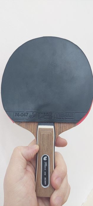 Paleta tenis de masa Xiom  An Jaehyun Tmxi și paleta tibhar K 3 hibrid