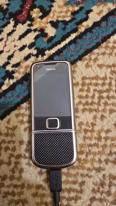 Nokia 8800 Carbon 4GB