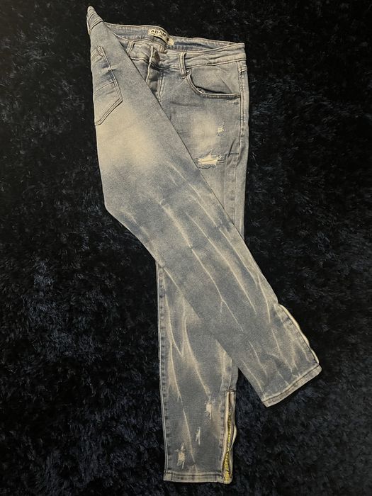 Vand blugi barbati taiati