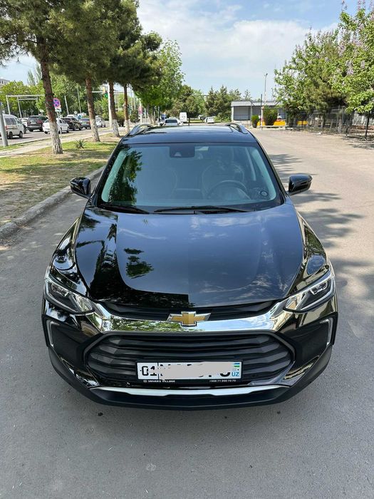 Tracker sotiladi. Продается своя машина Tracker 2 Premier