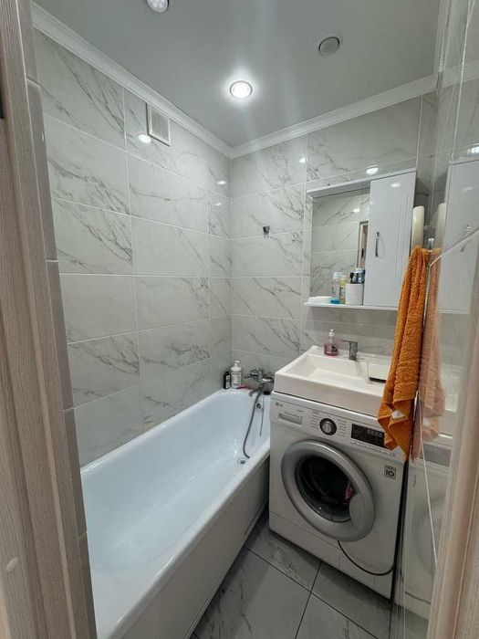 Продается 3-комнатная кв, район Океана,