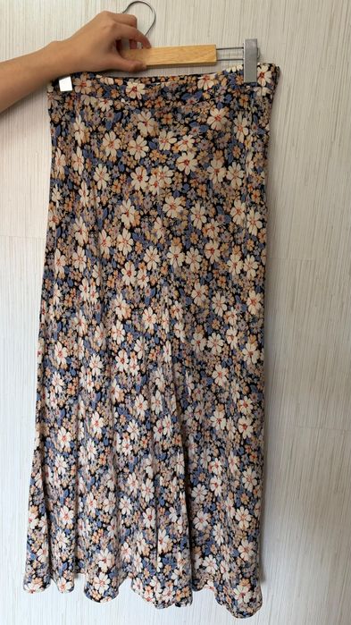 Продам платья размар М