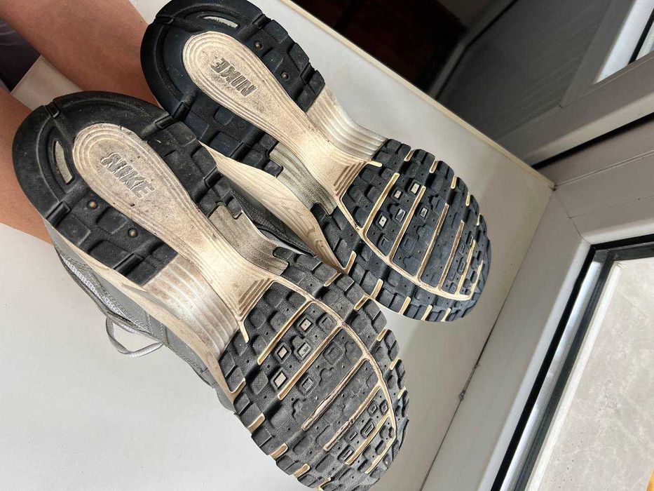 Кроссовки Nike 45 размер модель 2025г