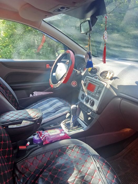Vând Ford focus  2
