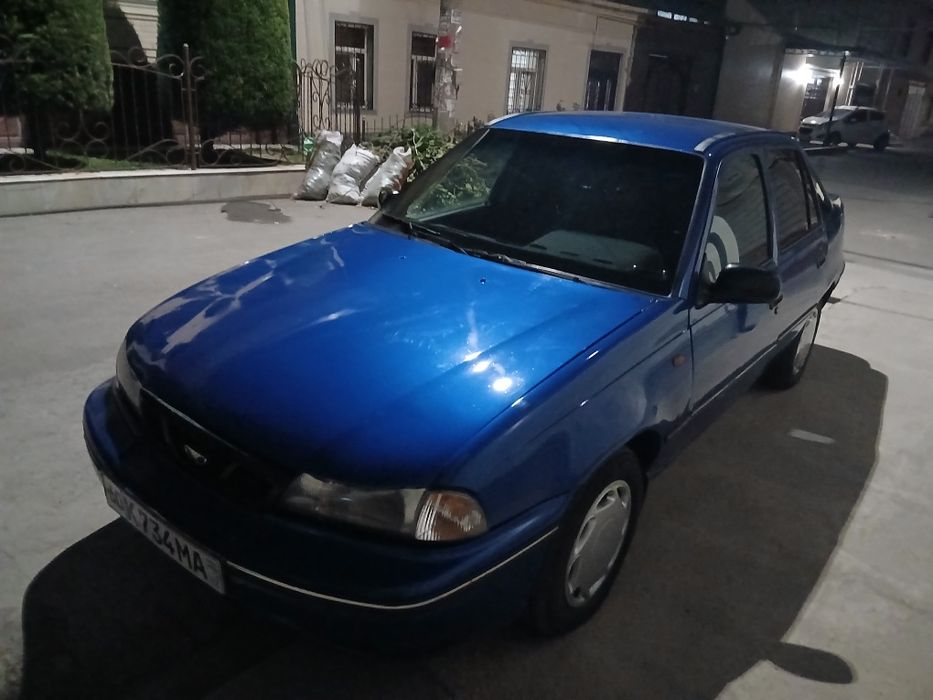 Нексия1 2000года