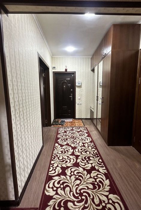 Продается 3/5/5 Корасу4 с мебелью