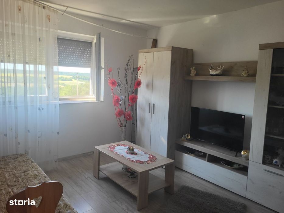 Casa de cărămidă la 20 km de Oradea, In Mierlau de vanzare