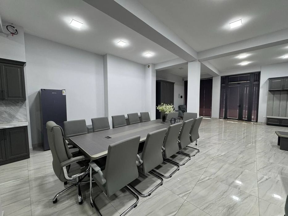 Аренда Офис на Мирзо Улугбек район Первая линия 110 кв Open Space