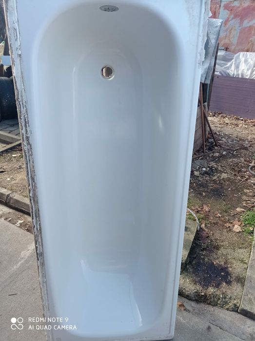 Oferta cadă din fibră / plastic baie 70X1,70m 200 lei