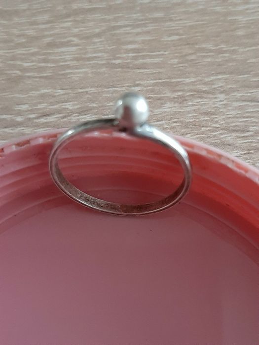 Посребрен медальон ,,Китсйски дракон"и Сребърни пръстени от мин