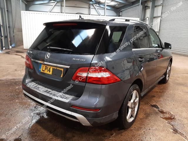 Dezmembrez Mercedes-Benz ML W166 [2011 - 2015] Crossover 5-usi ML 350