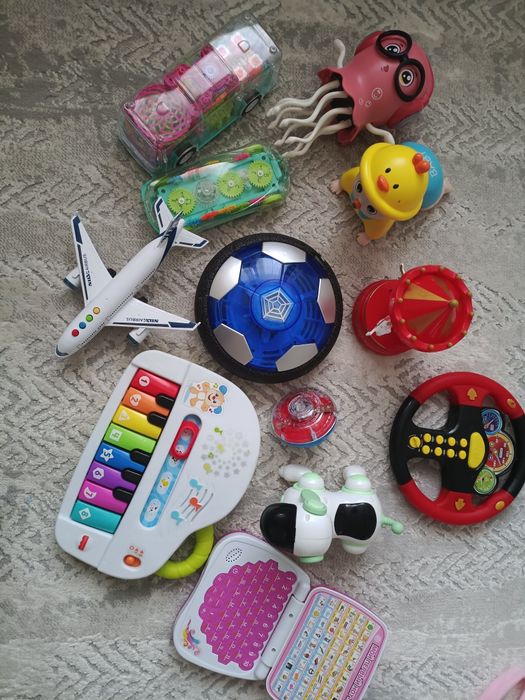 Музыкальные развивающие игрушки