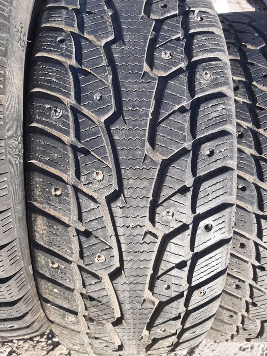 Продам шины 215/55/17 Китай