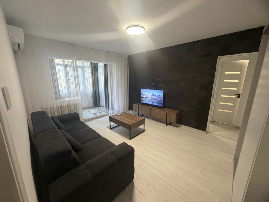 Inchiriez apartament doua camere
