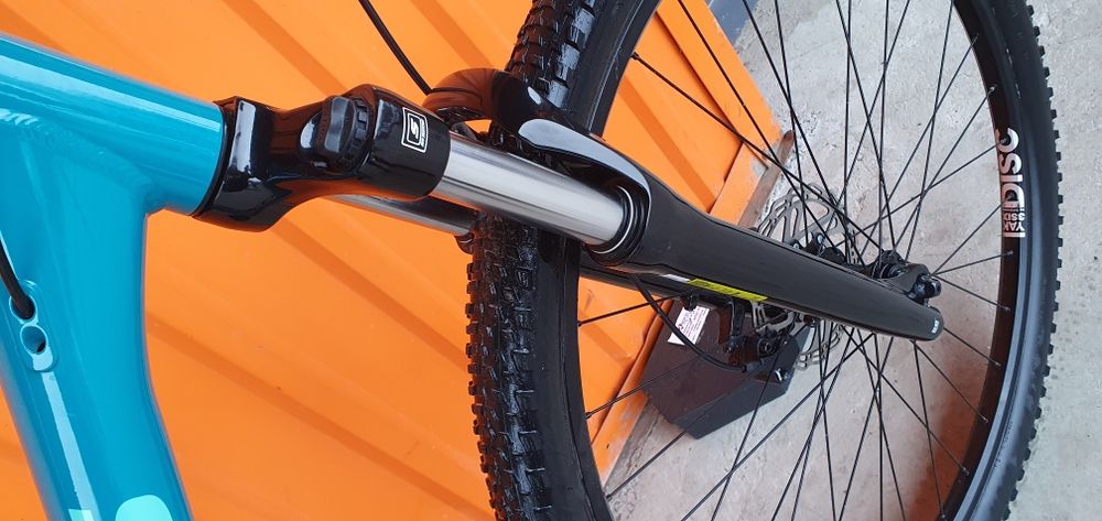 Bicicleta Focus 29 aluminiu