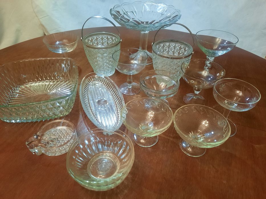 Лафитники хрустальные, розетки.