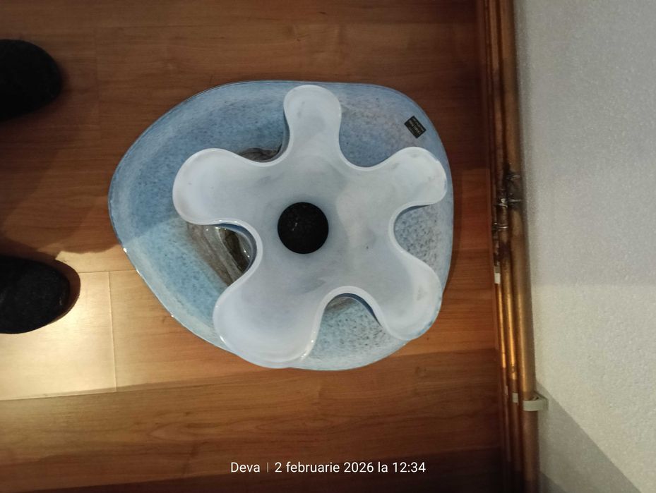 Vaza decorativa cu tavita din sticla, lucrat manual.unicat Topescu