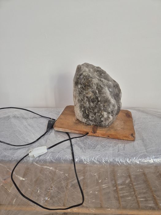 Lampă sare de masa