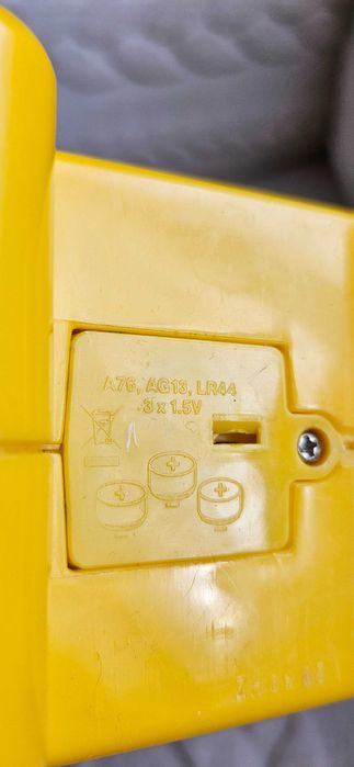 Музикален жираф на Fisher price с пет  кубчета