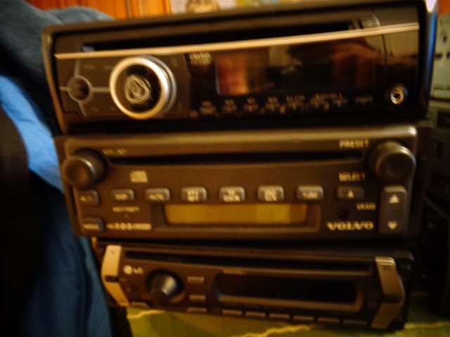 продавам МП 3 И усилватели за кола по 60 euro