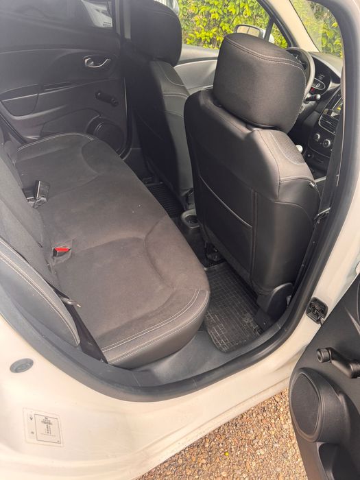 Vând Renault Clio IV