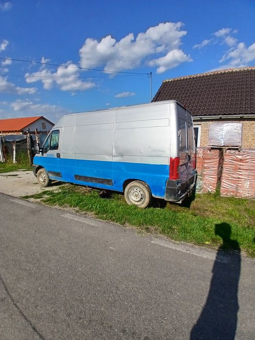 Vând Citroen jumper 2.3