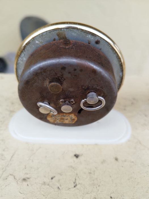 Metronom  si doua ceasuri Slava